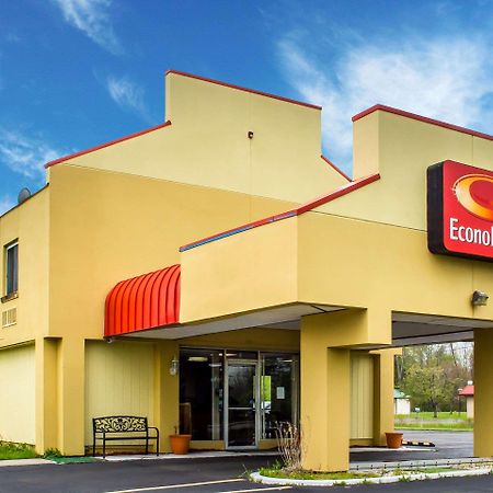 Econo Lodge Brockport Exterior photo